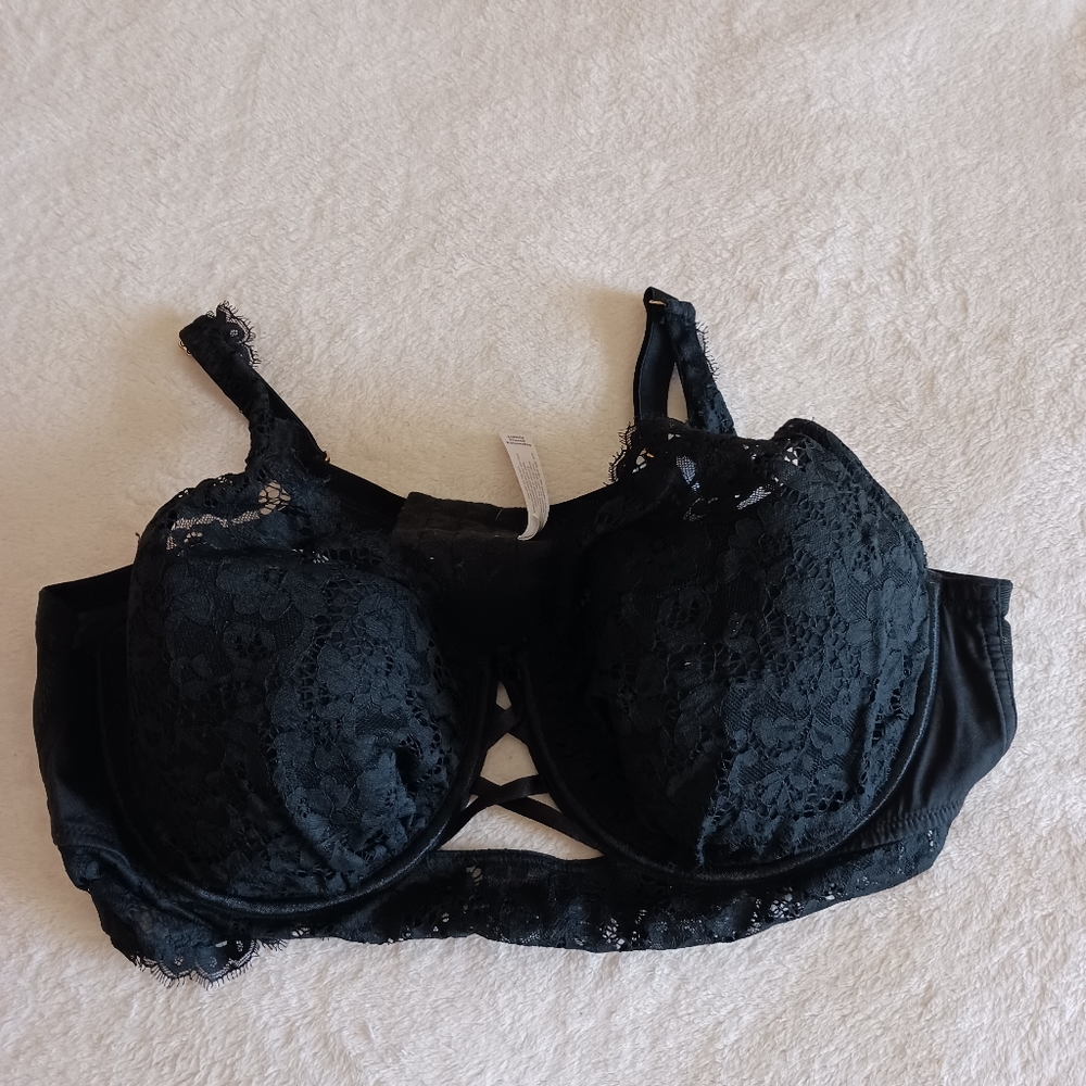 Beautiful Black Lace Cacique   Bra